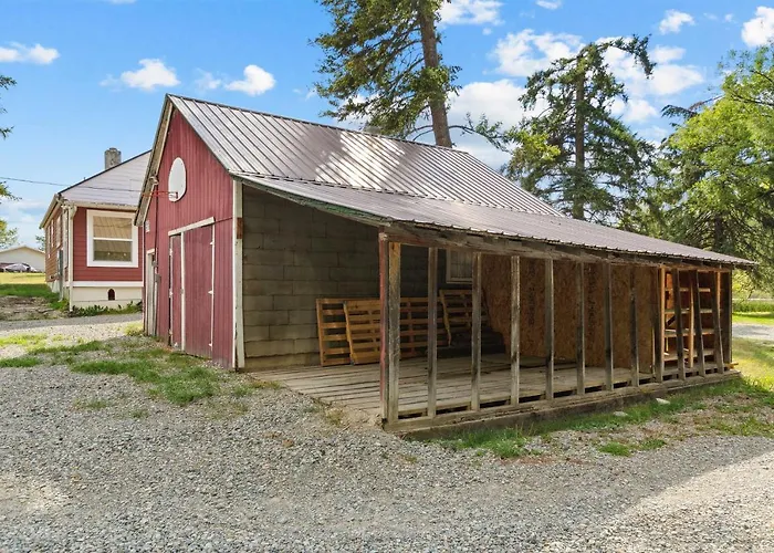 Top Hotels Near Enchanting Eureka Springs